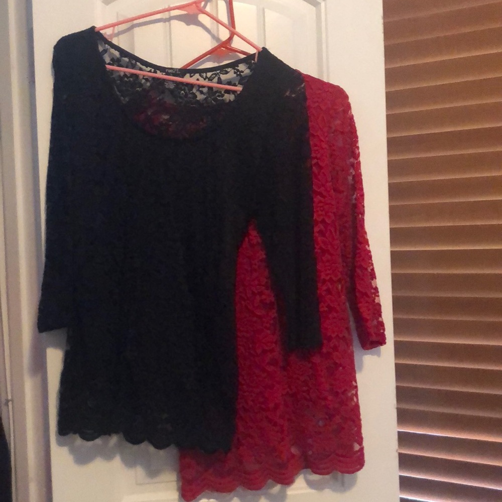 Bundle!! Laced quarter sleeve tops!